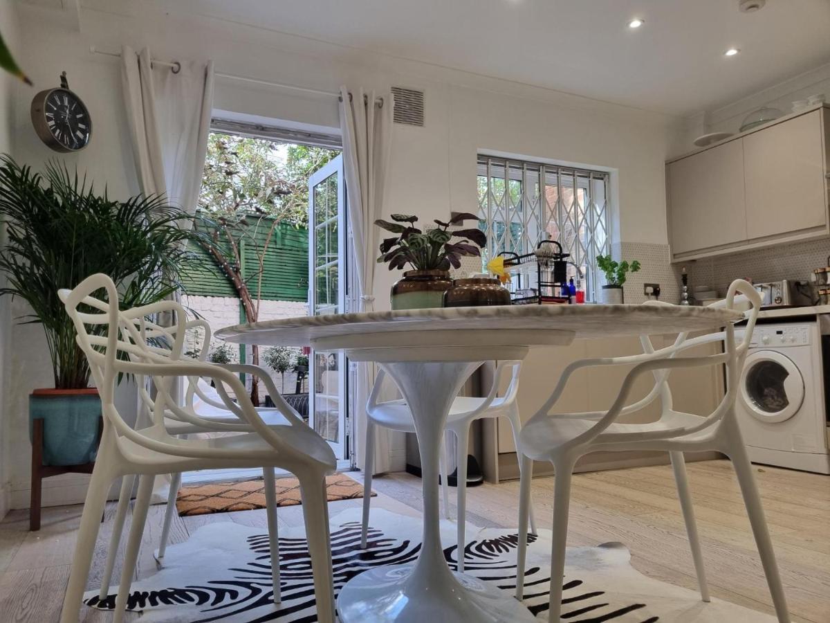 Live Like A Celebrity On Millionaire's Row Rum i privatbostad London