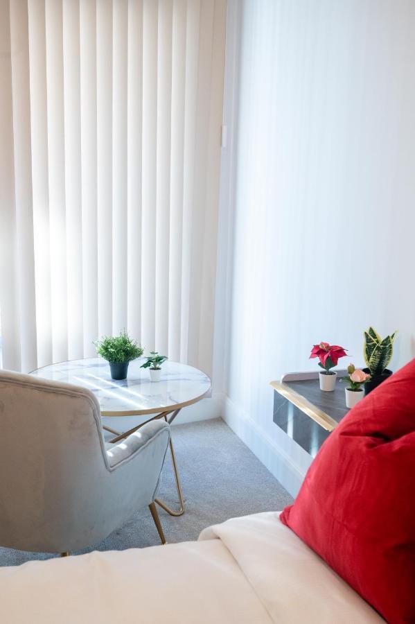 Apartment Luxury 2 Bedrooms - 2 Bathrooms - F5 *