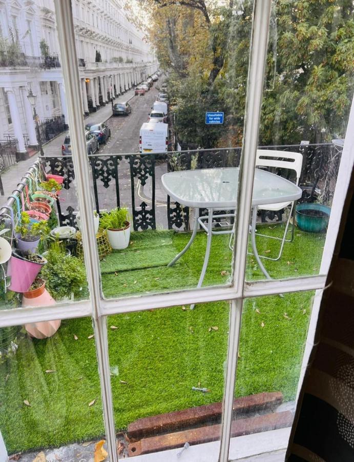F10- Mezzanine 1st Floor Flat Fits 3 Near Paddington Londres