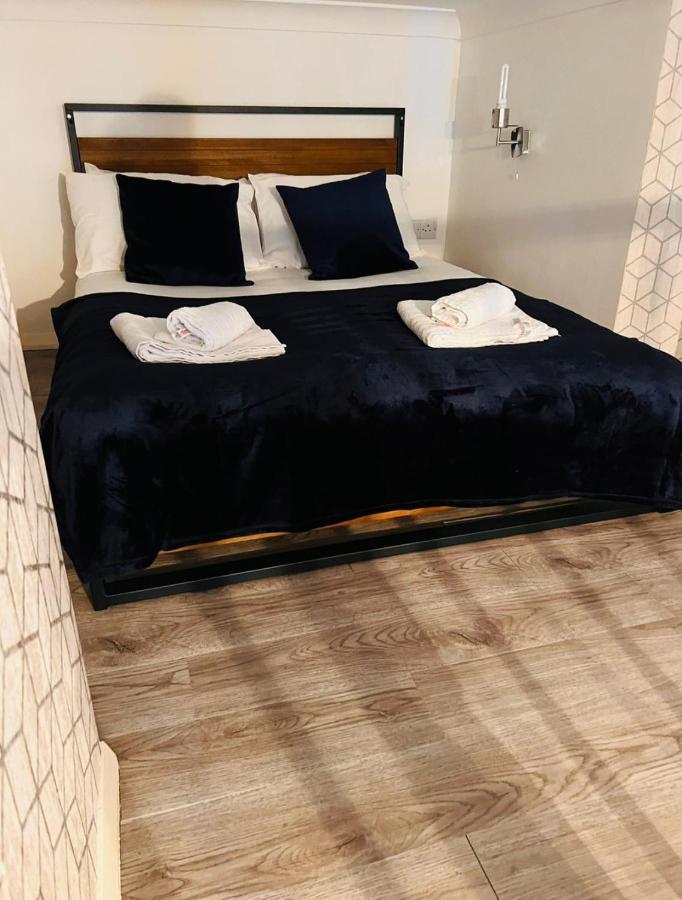 Appartement F10- Mezzanine 1st Floor Flat Fits 3 Near Paddington Londres