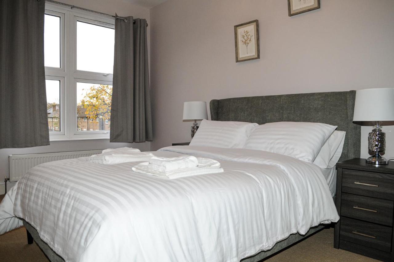 Appartement Luxury 5 Star - Parking, Garden, Nr Greater Metro Stations *
