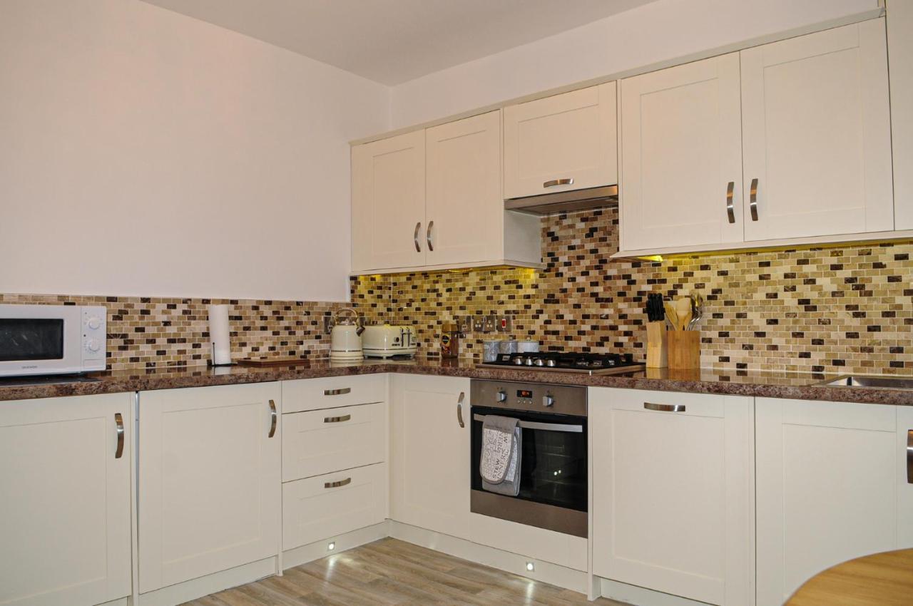 Appartement Luxury 5 Star - Parking, Garden, Nr Greater Metro Stations