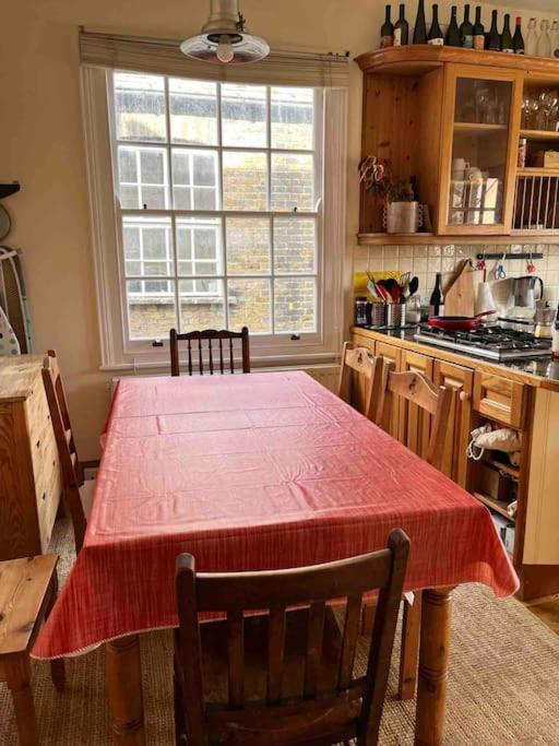 Cb53 Tower Bridge Townhouse 2 Bathrooms & Free Parking *