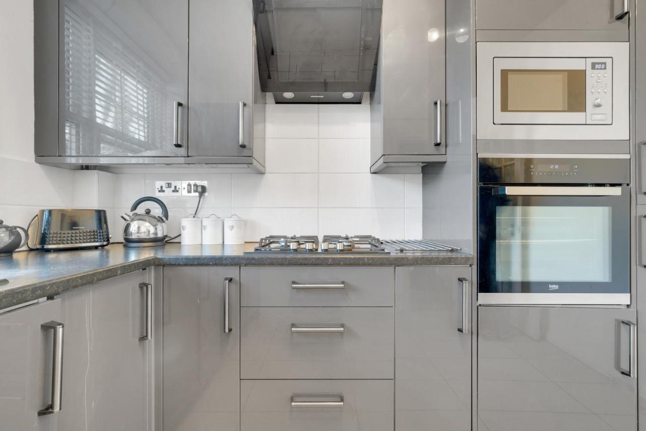 Apartment Tower Bridge Large Modern 3 Bed By Bridge London