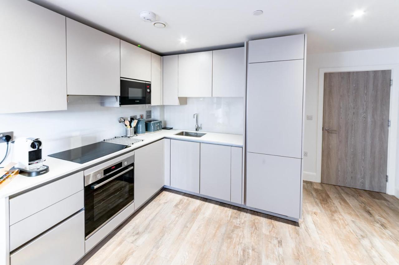 Apartment Luxury 2 Bedrooms - 2 Bathrooms - F5 London