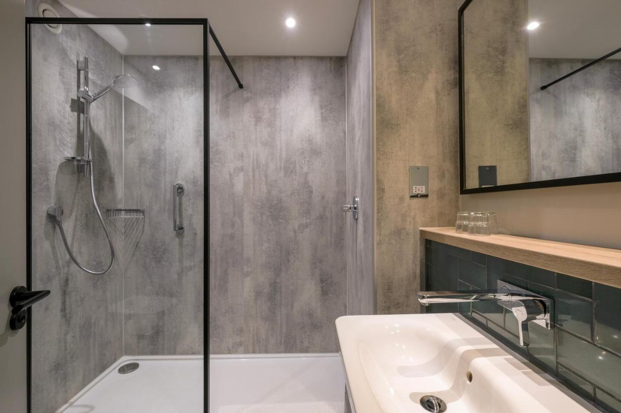 Royal National Hotell 3*