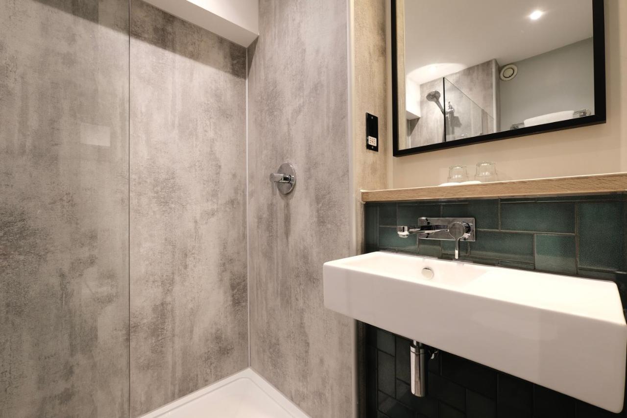 Royal National Hotell 3*