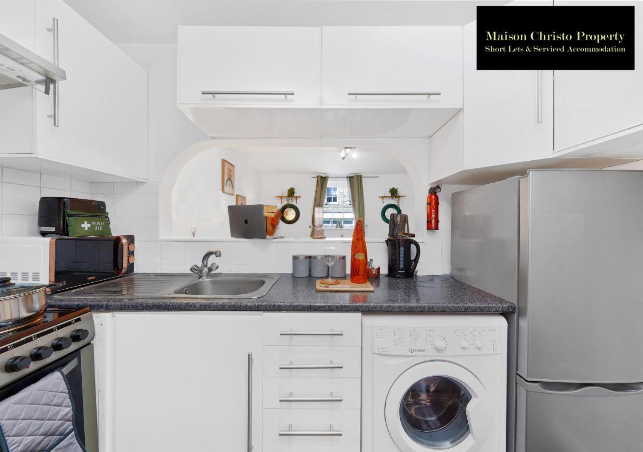 Kirkwall 1bedroom Apt Sleeps 4 With Wifi & Lesiure By Maison Christo Property Short Lets & Serviced * London
