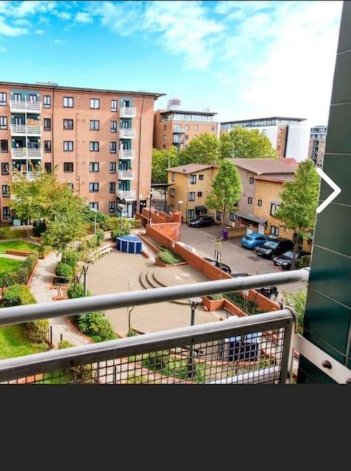 Appartement Bright, Interior, Close To The City, 2 Bedroom