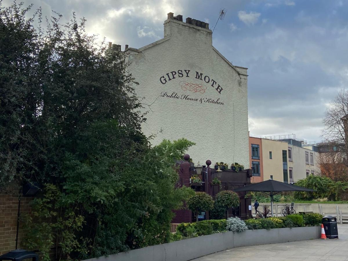 Leilighet 2-bedroom Flat In Cutty-sark, Greenwich ! London