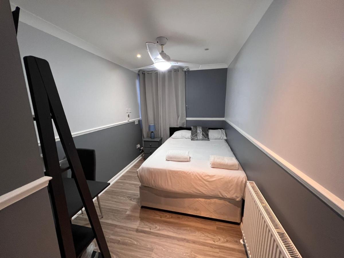 Bed & Breakfast The Commongate London