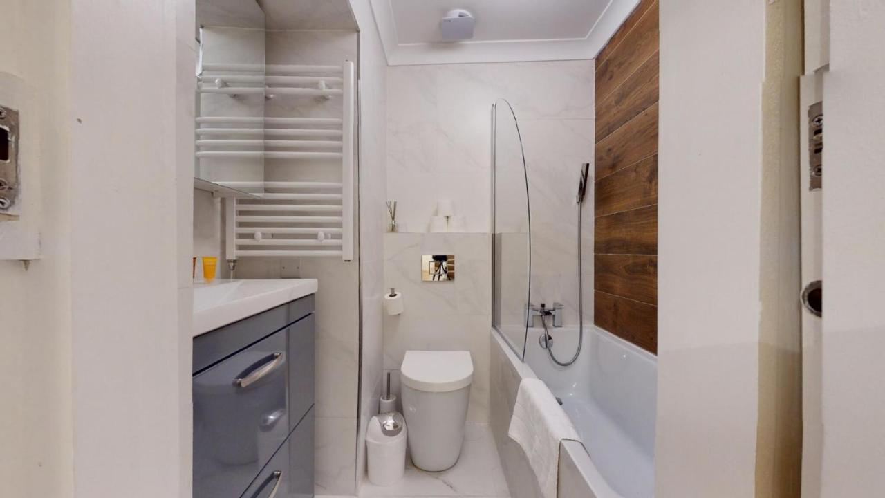Leinster Gardens 3a - 2 Bed Lägenhet