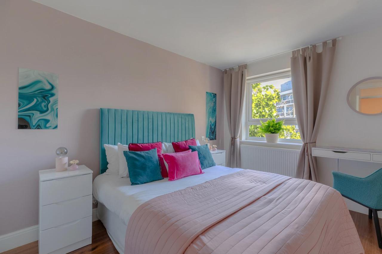 Notting Hill & Hyde Park Exclusive West-end Serene Designer Family 5bed4bath Appartement *