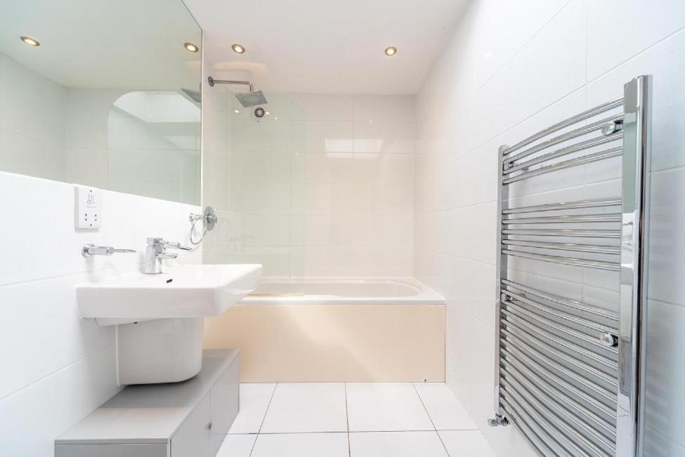 Lovely Penthouse Near Canary Wharf Londen