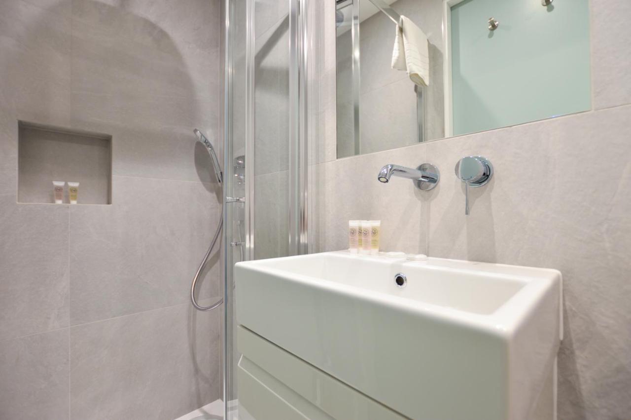 Sale Place Serviced By Concept Aparthotel London