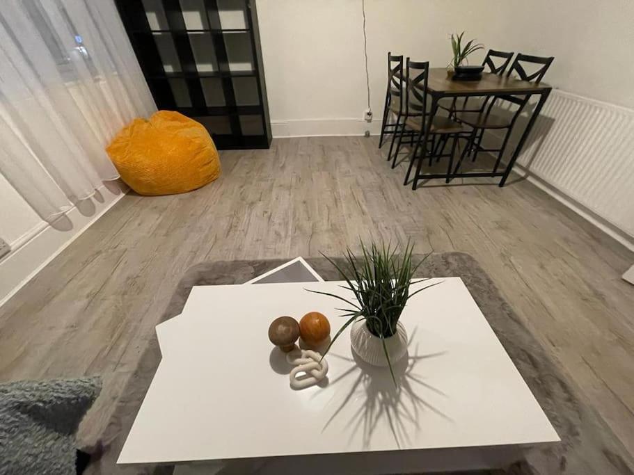 Appartement Beautiful 2 Bedroom On Tower Bridge *
