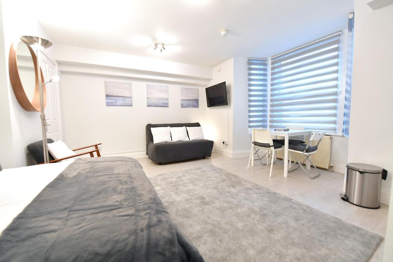 Very Close To Line Underground Shepherds Bush And Westfield Newly Refurbished Leilighet