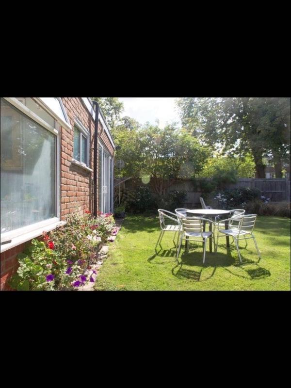 Privat overnatting Wandworth, South Deluxe King 2 *