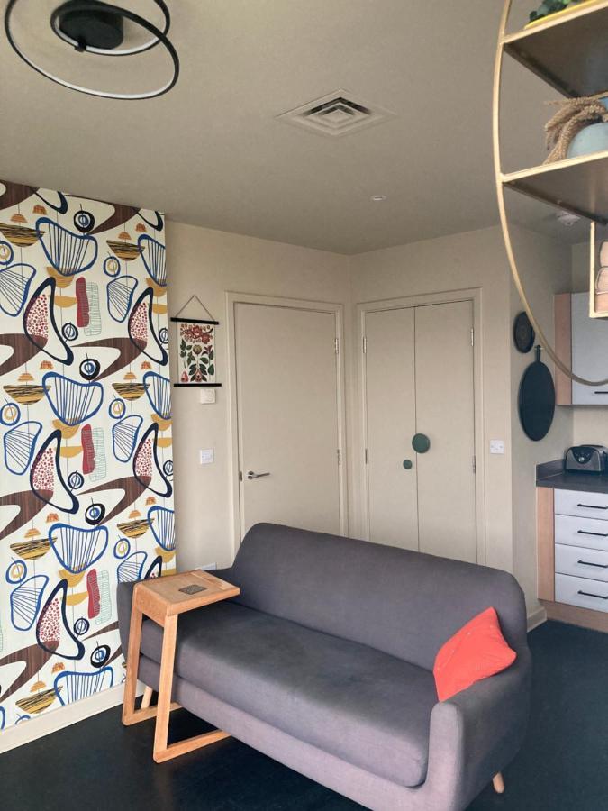 Appartement Canal View 1 Bed In Zone 1 *