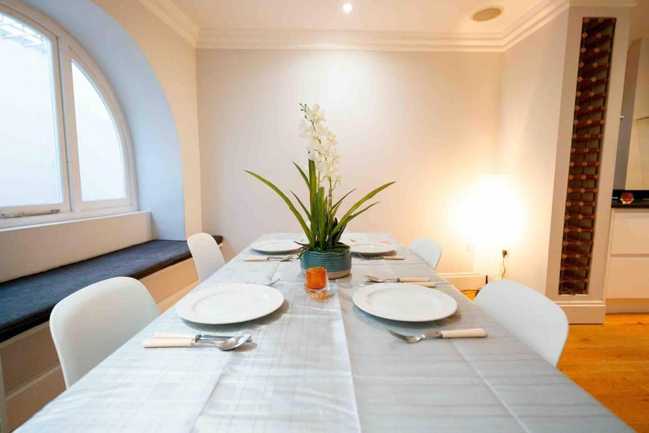 Spacious & Modern 3brs House In Feriehus *