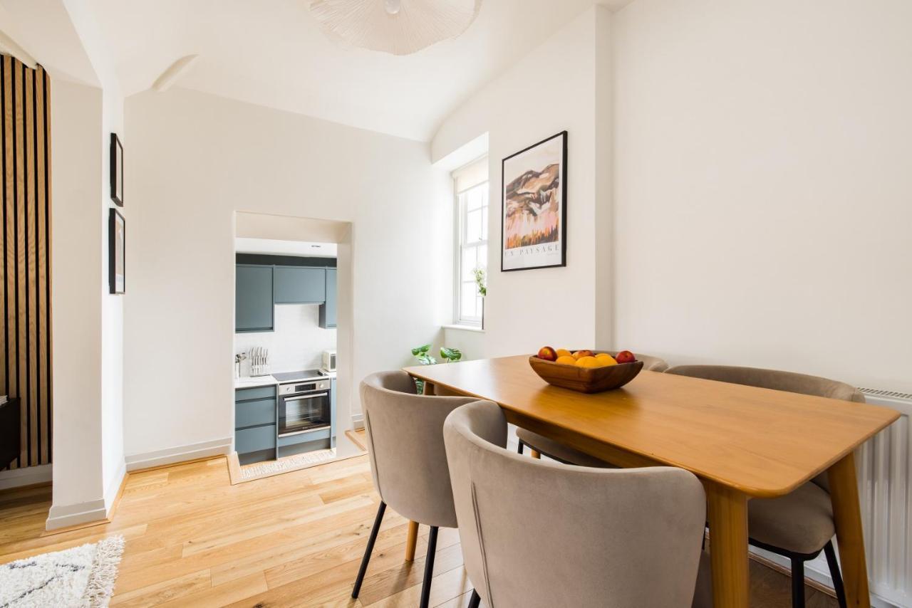 The Westminster Classic - Glamorous 3bdr Flat * Londra