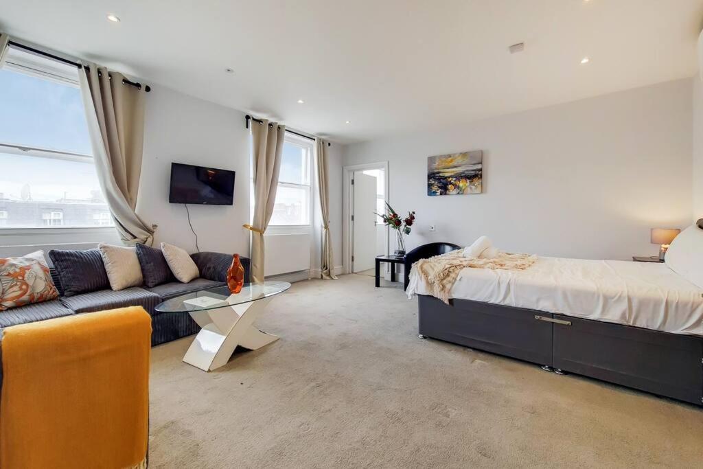 Fabulous Deluxe King With Air-conditioning * London