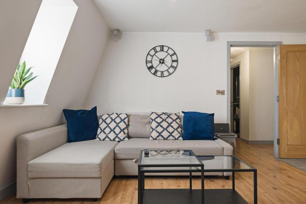 Modern 2 Bedroom Flat Fulham Apartment