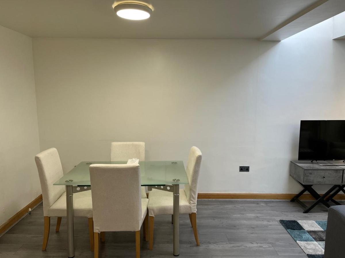 Three Bedroom House In Tooting By Star Hébergement de vacances *