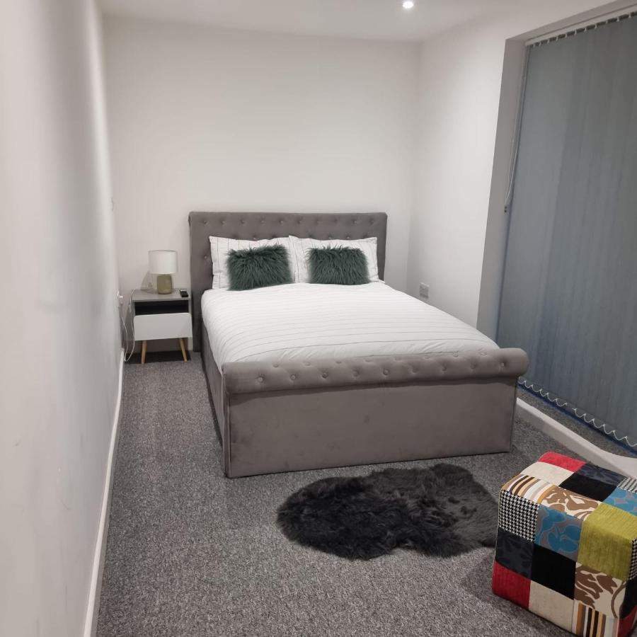 Classic 2 Bed In Oldkent Road Appartamento