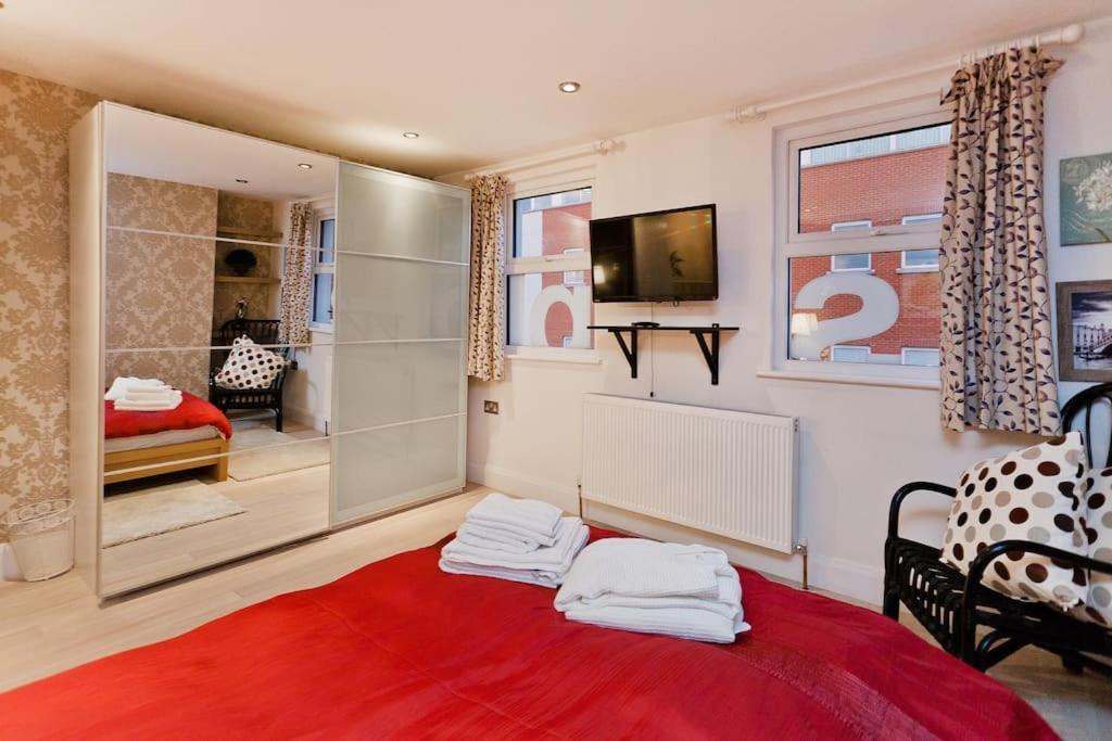 Apartment Whole House In Camden Town