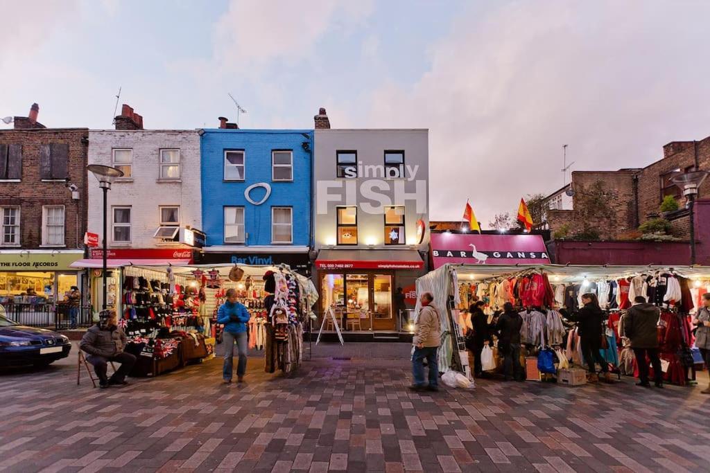 Lägenhet Whole House In Camden Town London