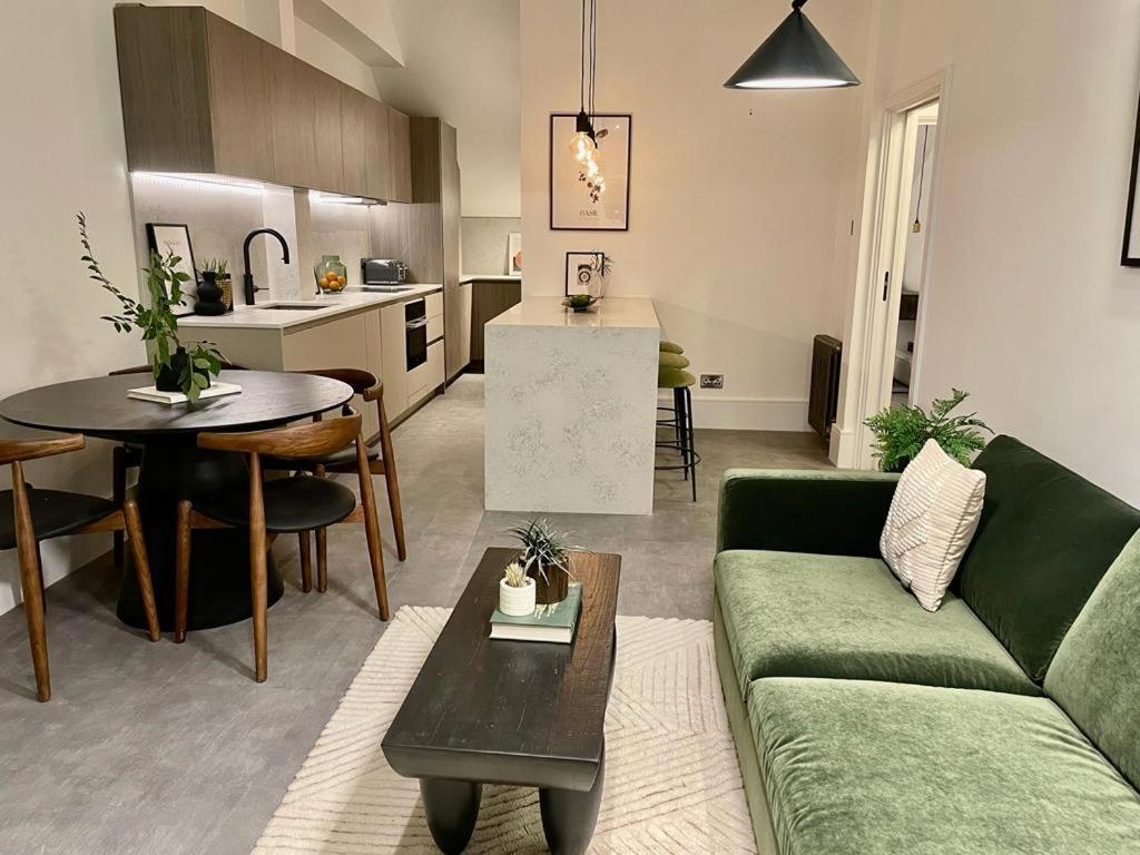 Lägenhet 2 Bedroom Penthouse *
