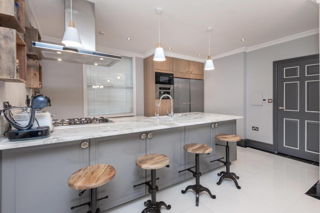 Villaer The House - Entire London