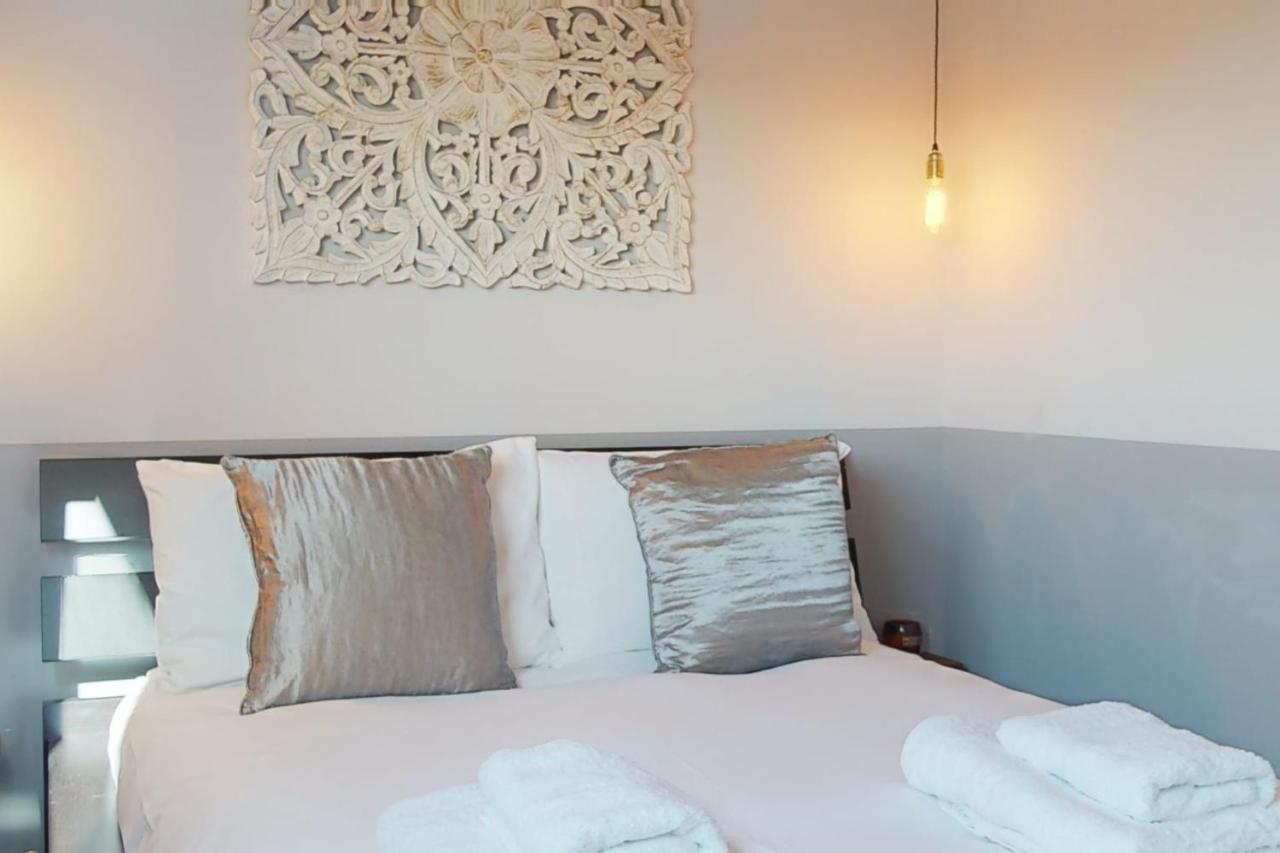 Modern Cosy On Vibrant Deptford High Street * London