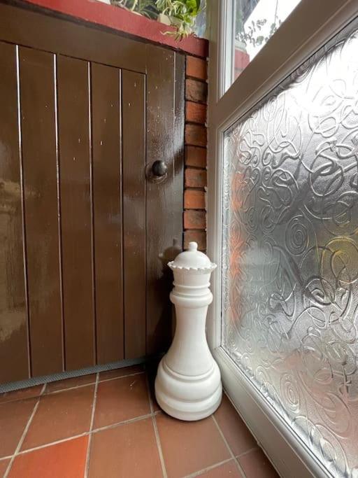 Spacious Bungalow In London, Near Central London, The Excel Centre And The O2, Ideal For Families Hébergement de vacances Londres