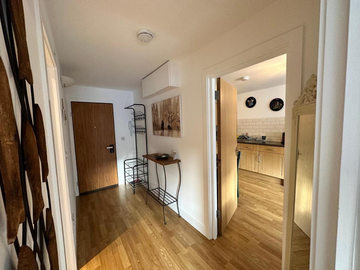 1 Stop To Bridge Apartment London