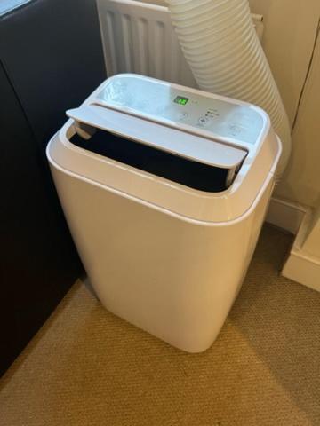 Privat overnatting Private King Room With Huge En-Suite In Shared House In Marylebone *