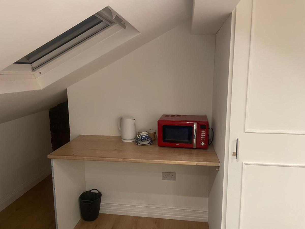Privatunterkunft Spacious Loft Space With Private En-suite Bathroom London