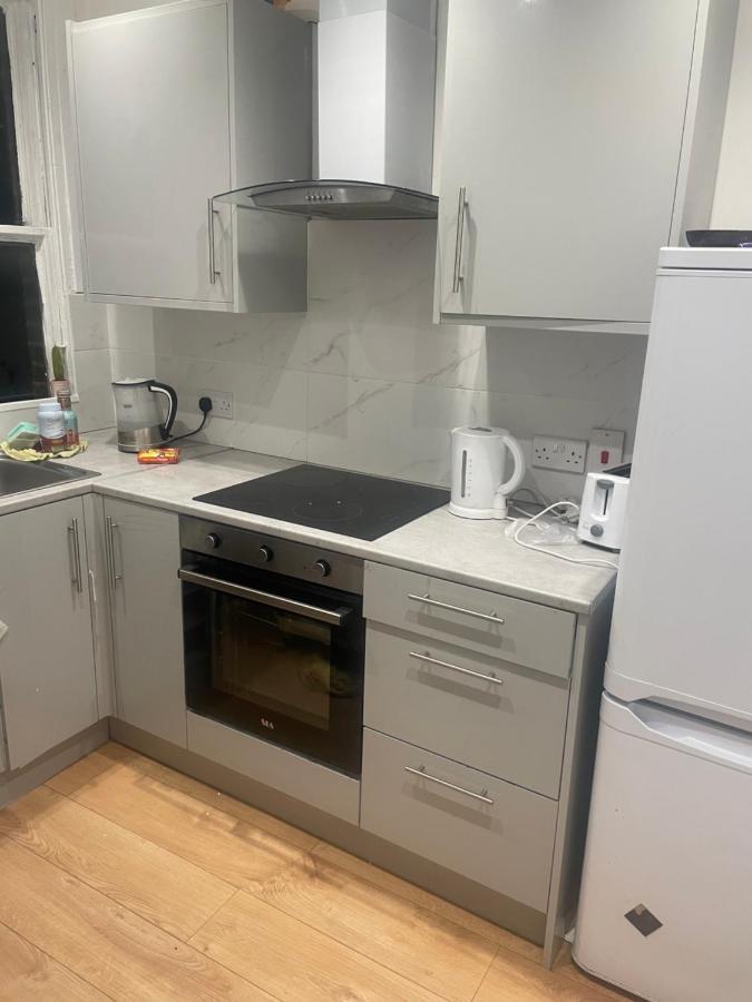 Privatunterkunft Spacious Loft Space With Private En-suite Bathroom London