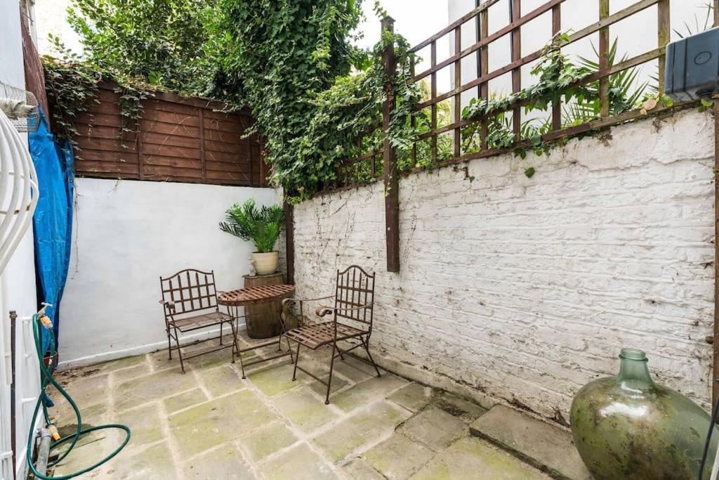 Spacious Beautiful Just-renovated Flat With Patio - Chelsea Appartement Londen