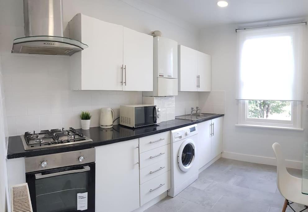 London. Gorgeous 2 Bed Flat Near Olympic Park. Appartement