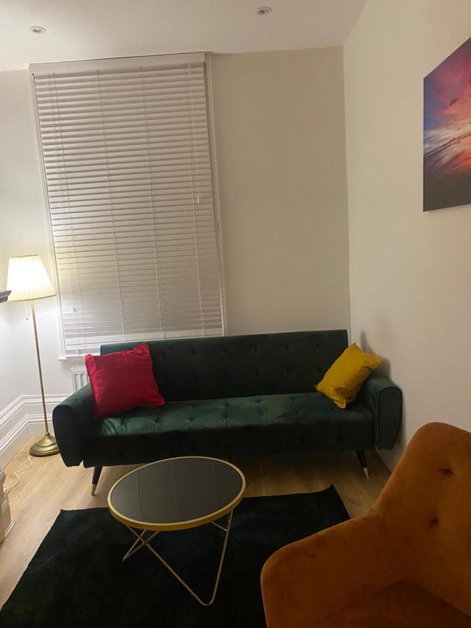 Apartment I&j