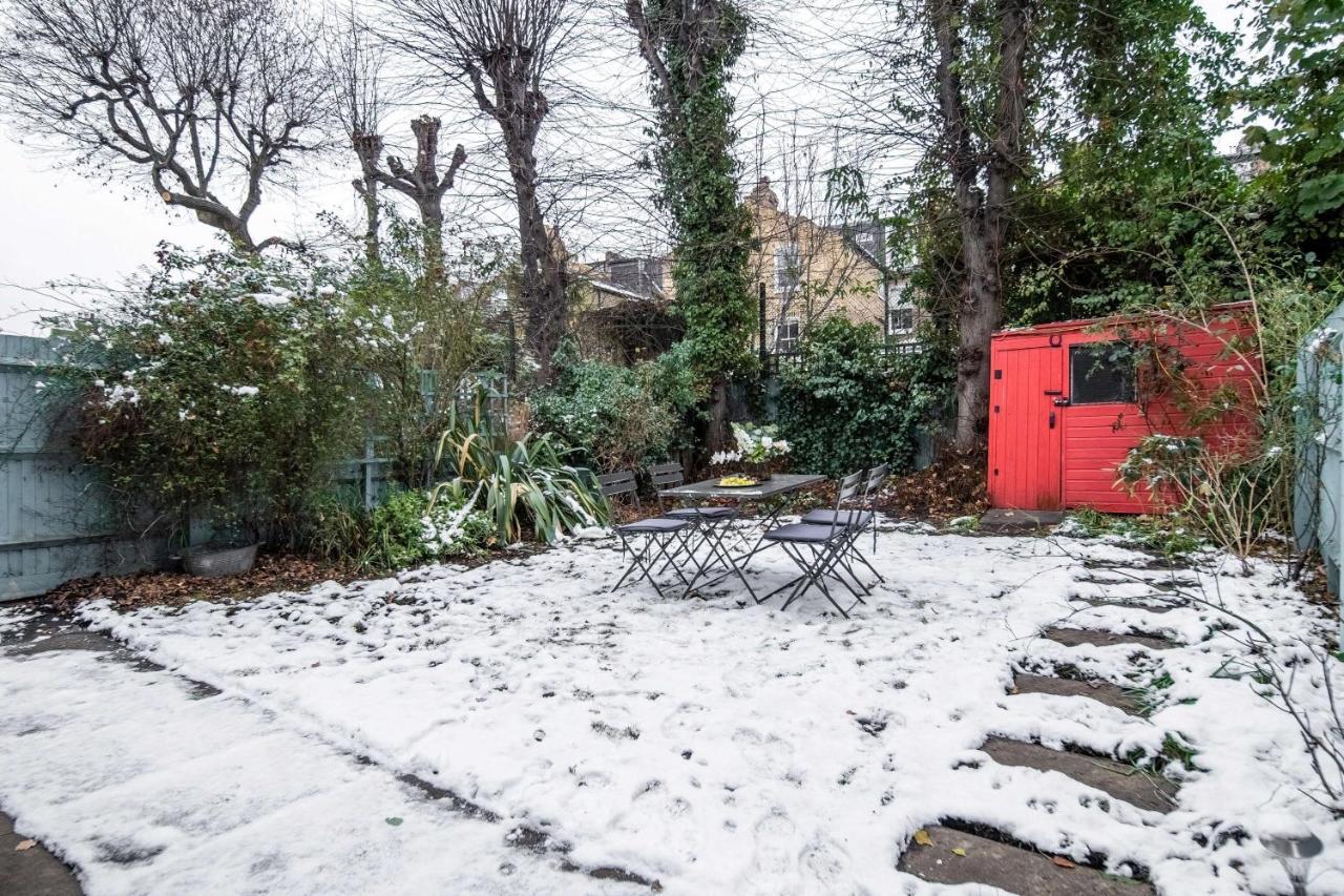 Chic Two Bed Garden Flat * Londen