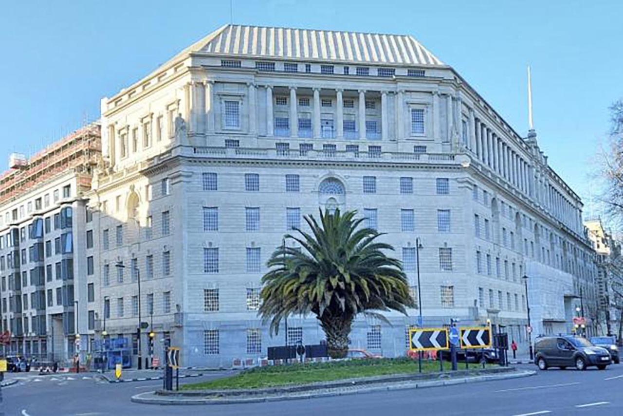Nearby The Eye & Big Ben, 2 Large Double Bedrooms *