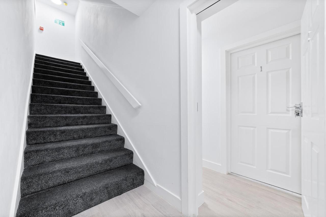 Crystal Palace Suites Affittacamere