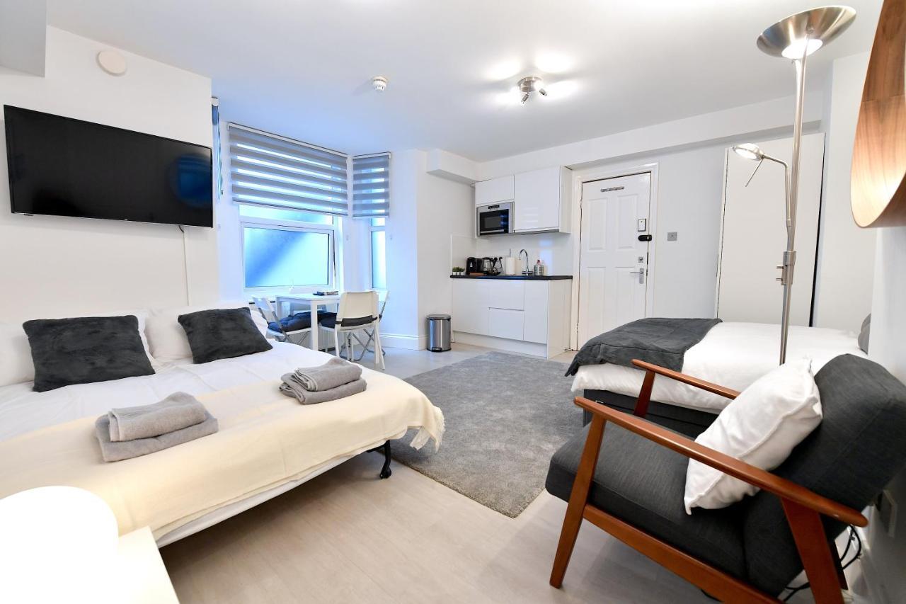 Very Close To Line Underground Shepherds Bush And Westfield Newly Refurbished Leilighet