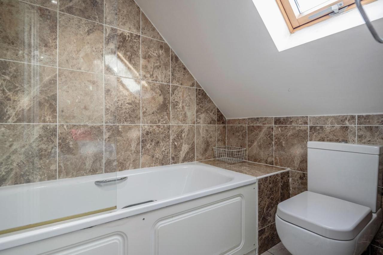 Entire Lovely Family With Parking, Wifi, Netflix, Self Check-in Appartement Londres