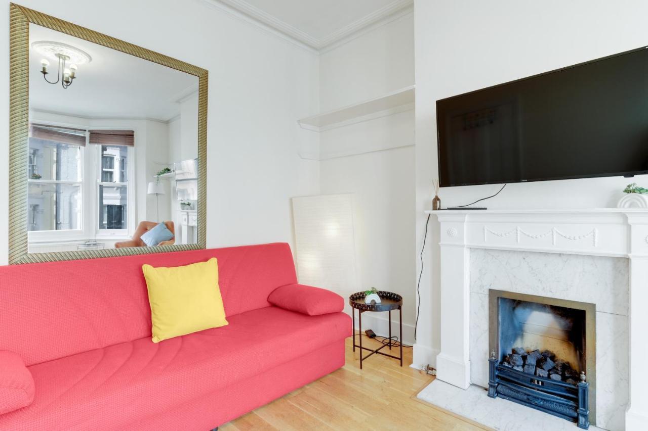 Mirabel Two Bedrooms, One Bath, Fulham Sw6 By Mdps Lägenhet