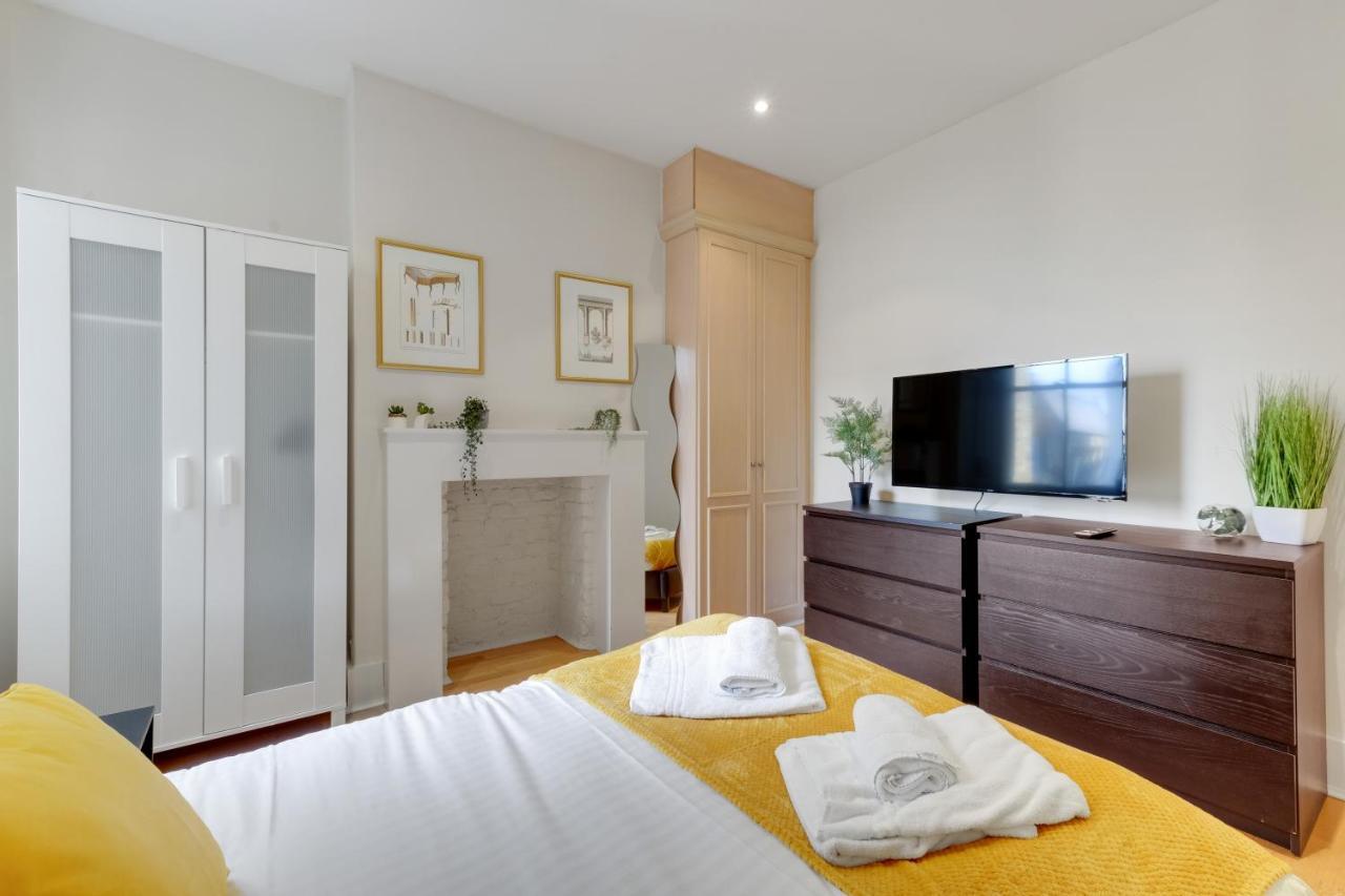 Lägenhet Mirabel Two Bedrooms, One Bath, Fulham Sw6 By Mdps *