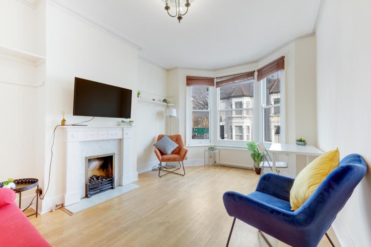 Mirabel Two Bedrooms, One Bath, Fulham Sw6 By Mdps Lägenhet London